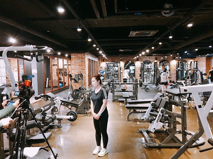 /user/s/stronggym/editor/1905/de0c15cc4b1e66c4f5b76dd25b902519_1558935012_6338.jpg 이미지크게보기