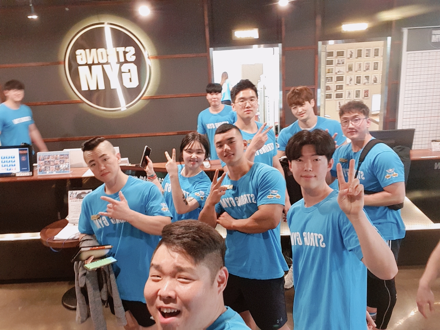 /user/s/stronggym/editor/1910/16bcefd03cb3614538f778477a9dc20c_1571918902_082.jpg 이미지크게보기